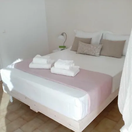 Rossi's * מוראיטיקה