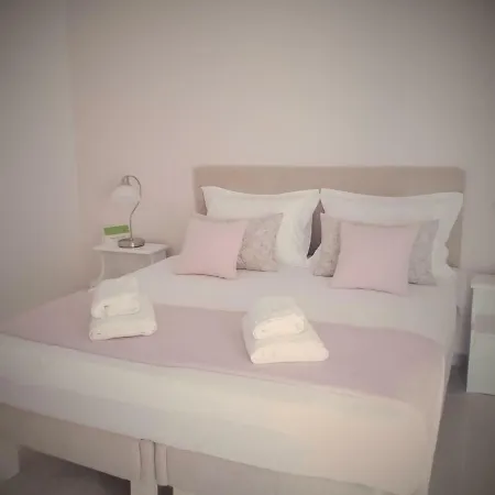 Rossi's Apartamento Moraitika