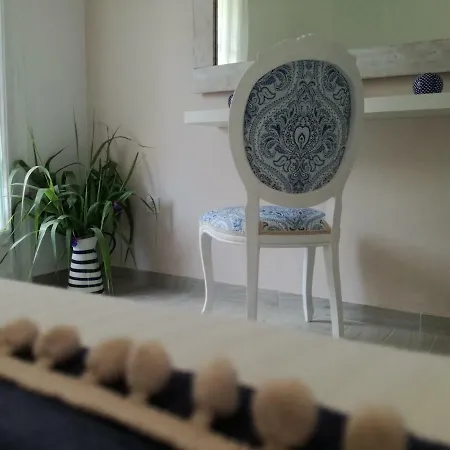 Rossi's Appartement Moraḯtika