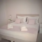 Rossi's Appartement Moraitika