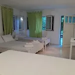 Apartament Rossi's Moraitika