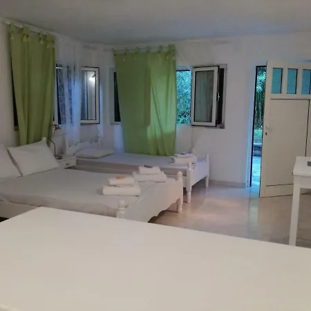 Apartment Rossi's Moraḯtika